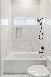 $525,000 | 11831 59th Avenue South, Unit B, Seattle, WA 98178