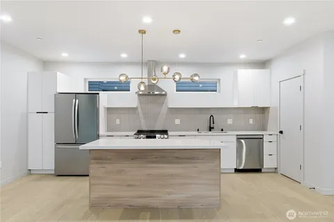 $525,000 | 11831 59th Avenue South, Unit B, Seattle, WA 98178