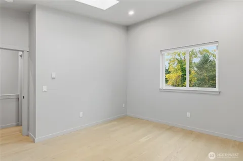 $525,000 | 11831 59th Avenue South, Unit B, Seattle, WA 98178