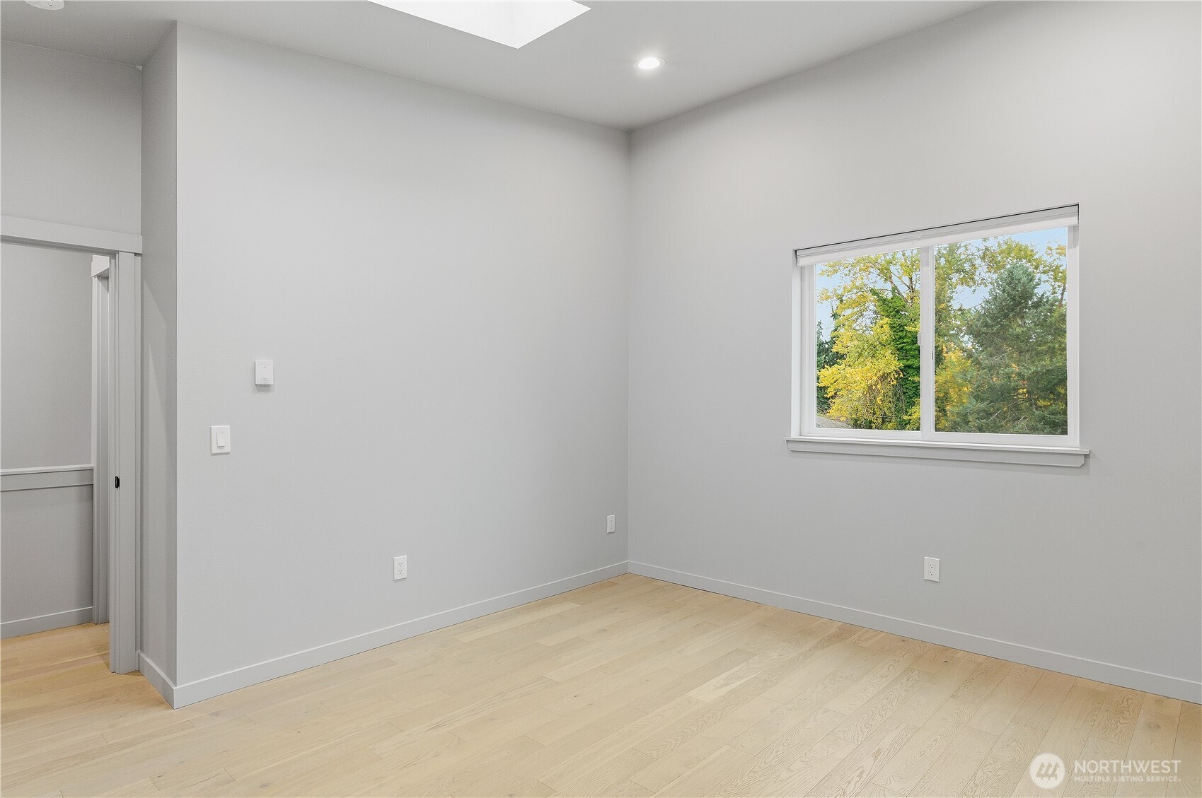 11831 59th Avenue South, Unit B Seattle, WA 98178 - Photo 10 of 19