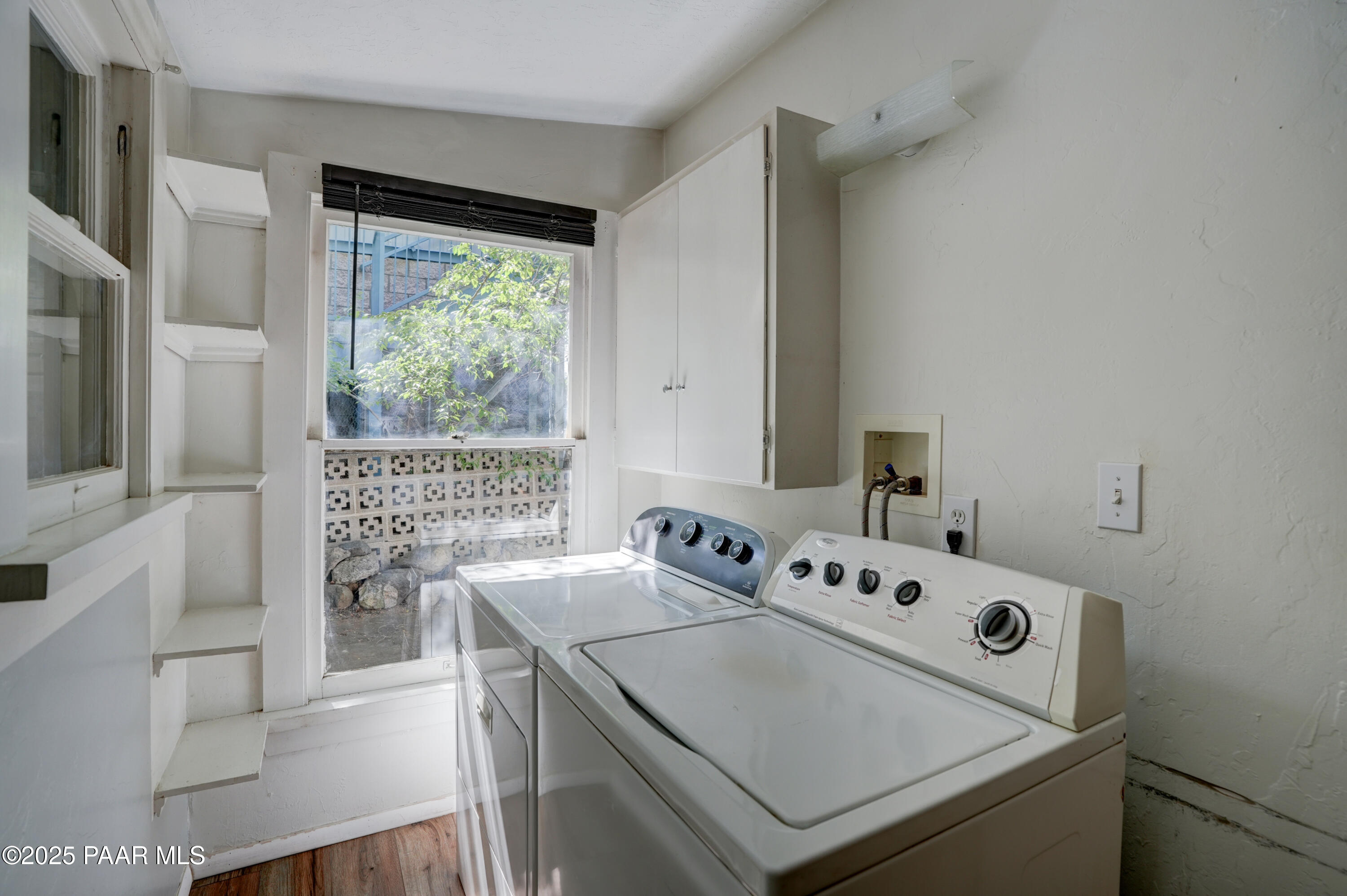 719 Pima Road Prescott, AZ 86303 - Photo 21 of 31 a utility room with washer and dryer