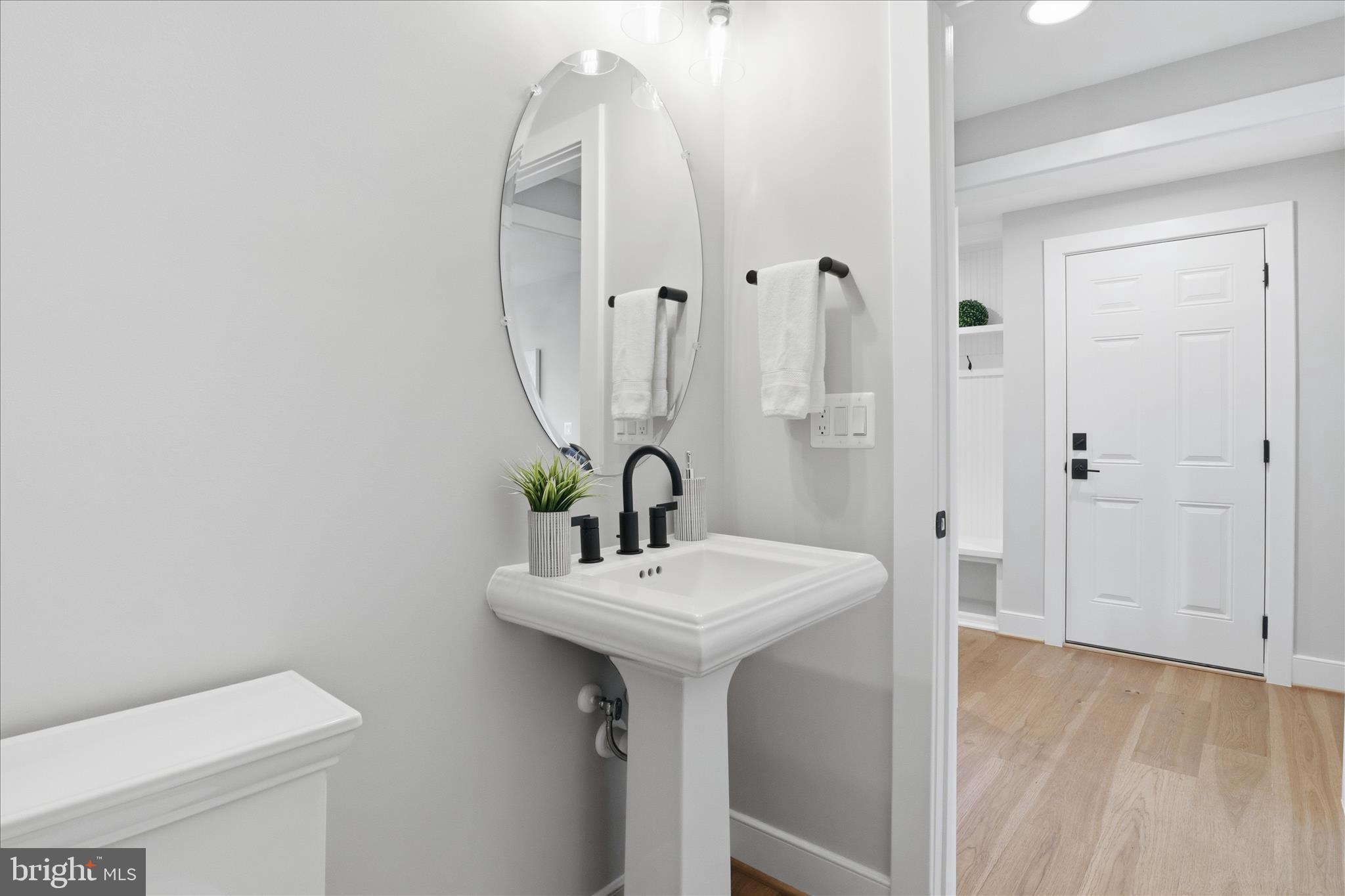 602 Tapawingo Road Southwest Vienna, VA 22180 - Photo 26 of 62 Gallery Image 26