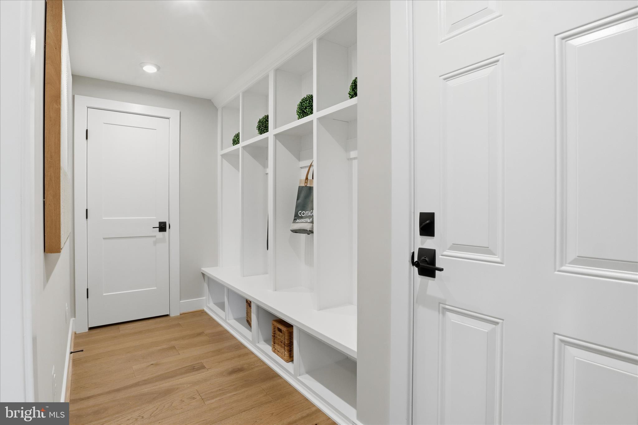 602 Tapawingo Road Southwest Vienna, VA 22180 - Photo 27 of 62 Gallery Image 27