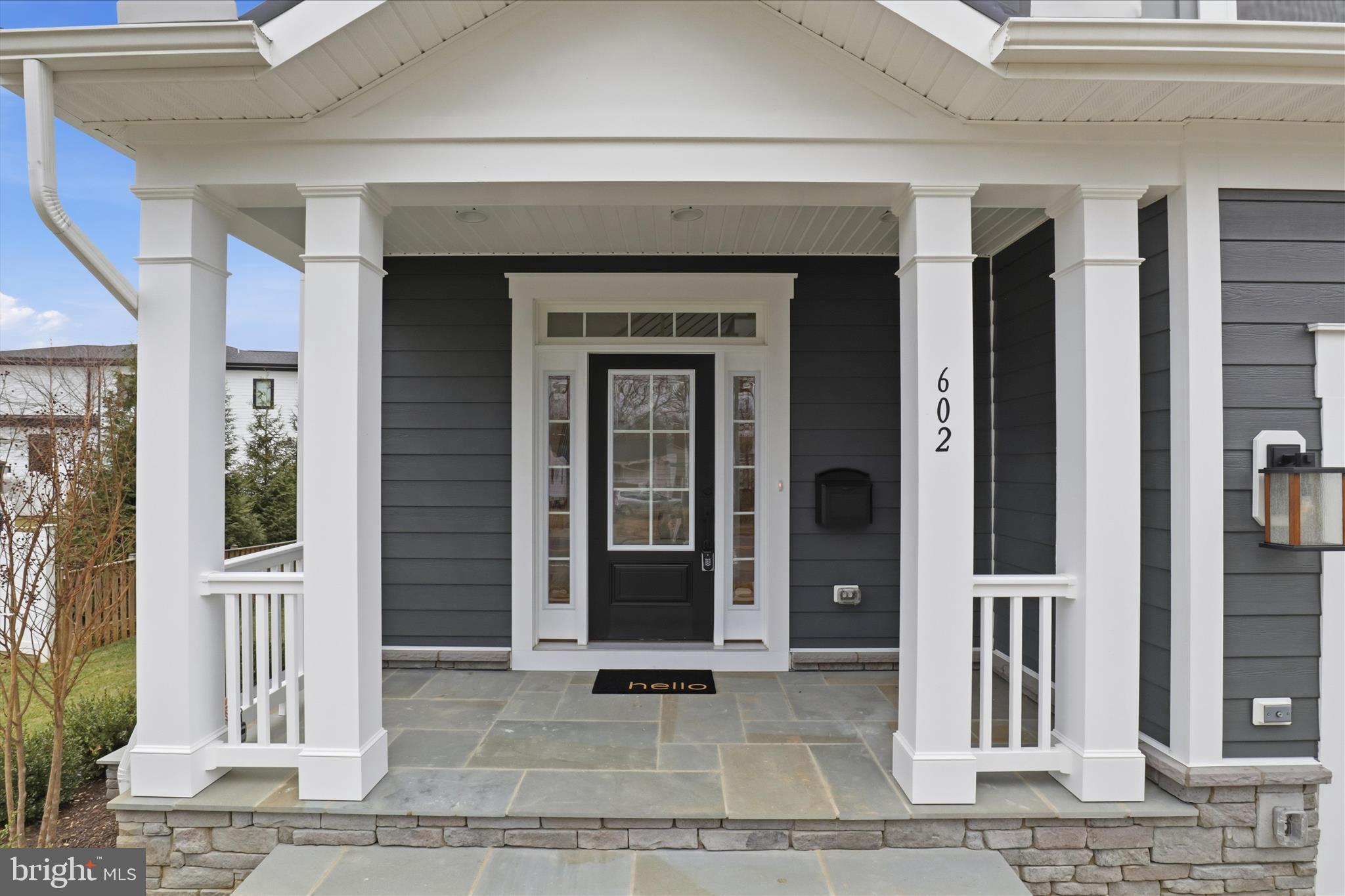 602 Tapawingo Road Southwest Vienna, VA 22180 - Photo 4 of 62 Gallery Image 4