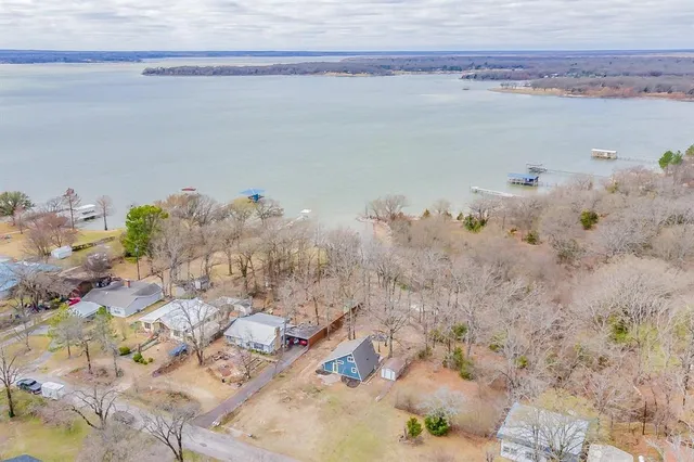 $2,000 | 1509 Tawakoni Drive, West Tawakoni, TX 75474