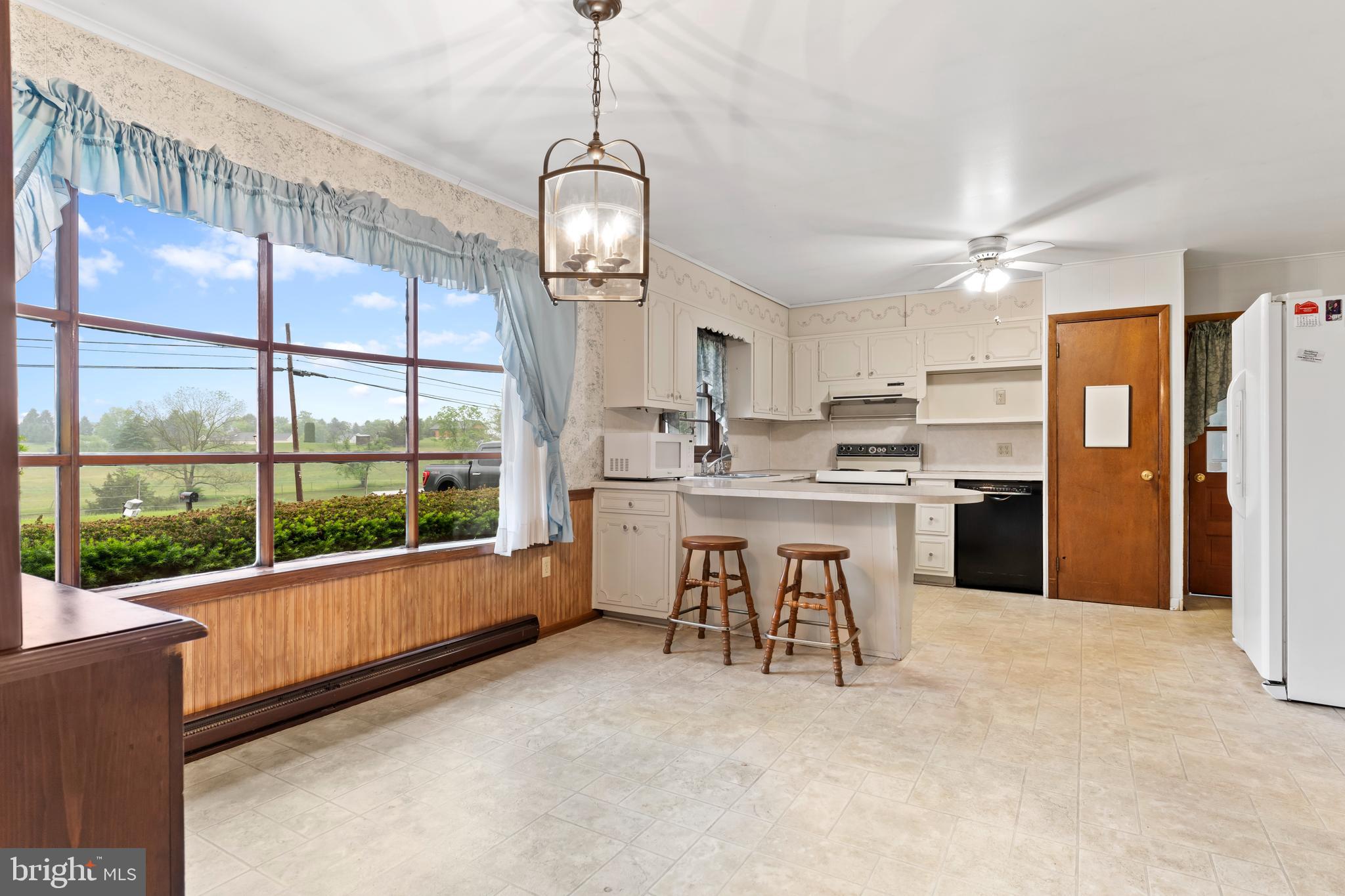 112 Opossum Lake Road Carlisle, PA 17015 - Photo 14 of 32 Gallery Image 14