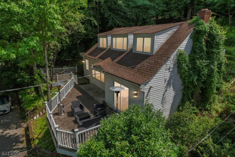 157 West Lindsley Road Cedar Grove, NJ 07009 - Photo 2 of 34