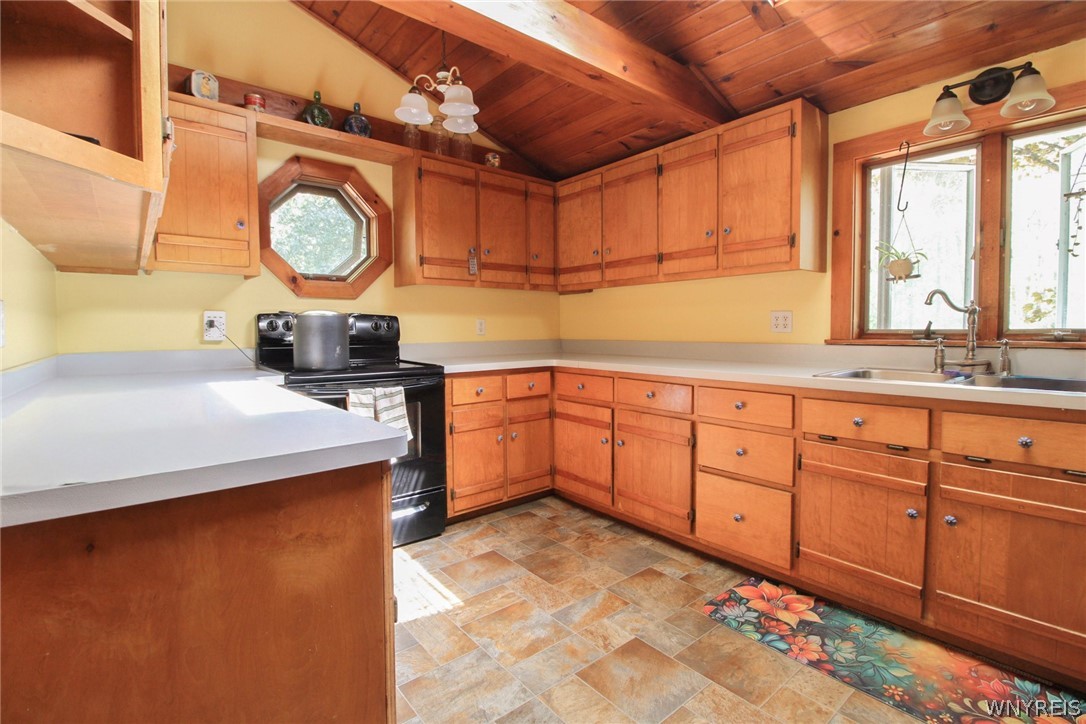10246 Mill Road Ridgeway, NY 14103 - Photo 5 of 47