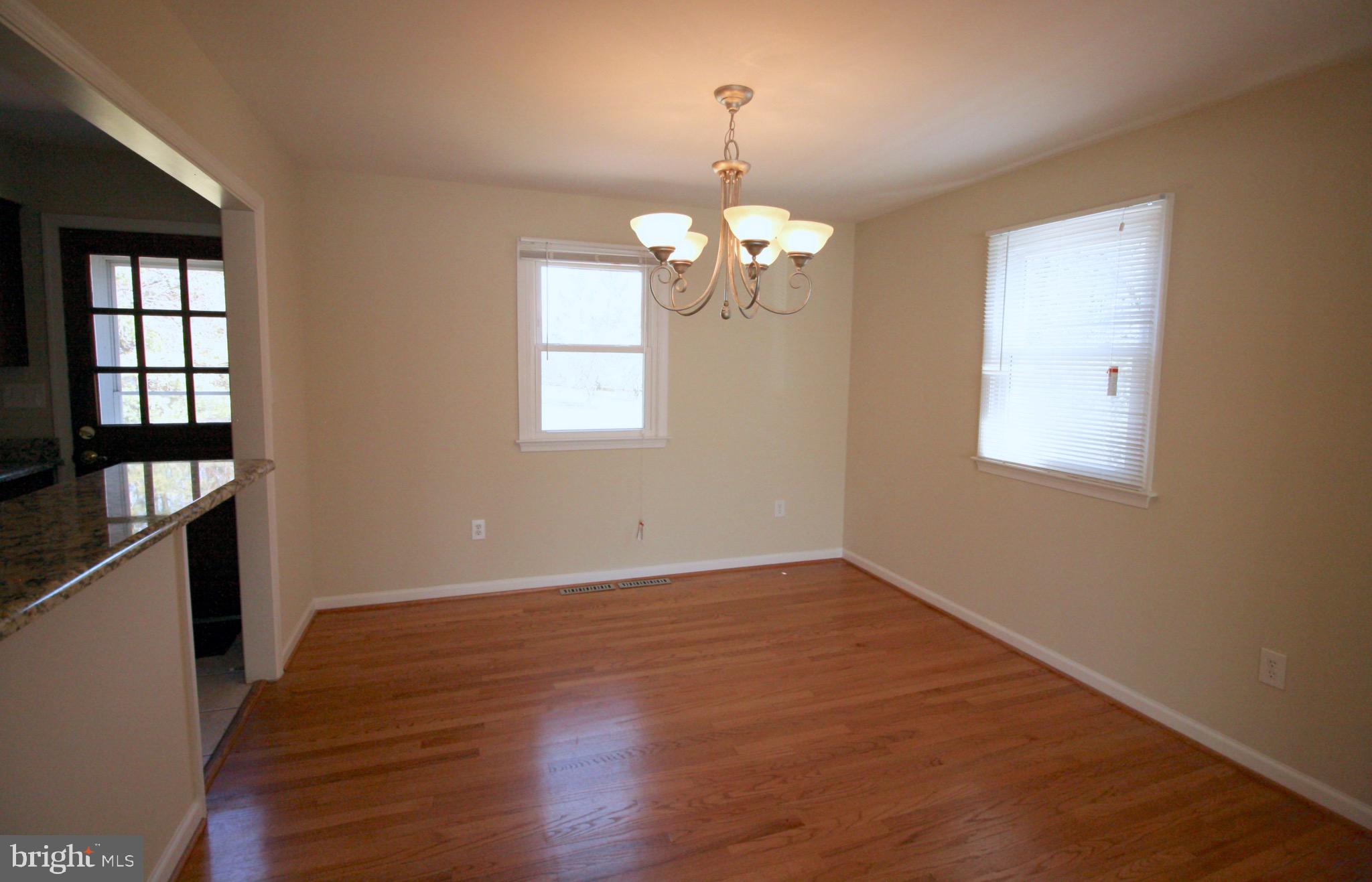 43594 Hay Road Ashburn, VA 20147 - Photo 11 of 29 Dining Space