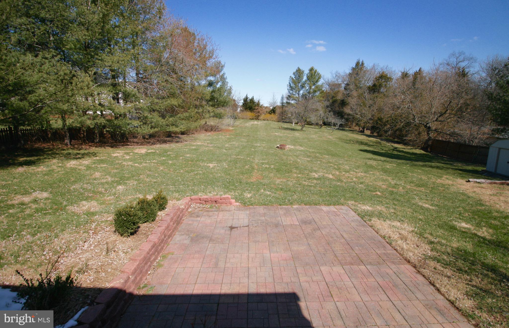 43594 Hay Road Ashburn, VA 20147 - Photo 5 of 29 Rear patio