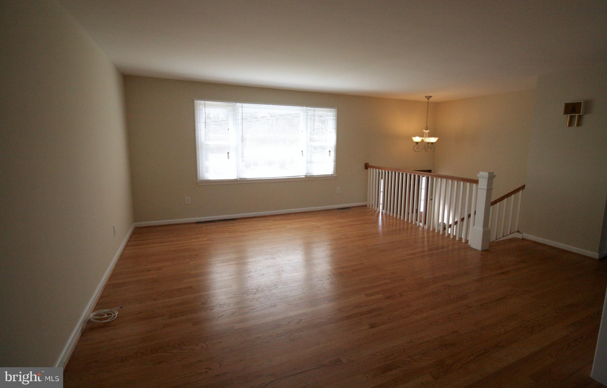 43594 Hay Road Ashburn, VA 20147 - Photo 8 of 29 Family room, lots of natural light