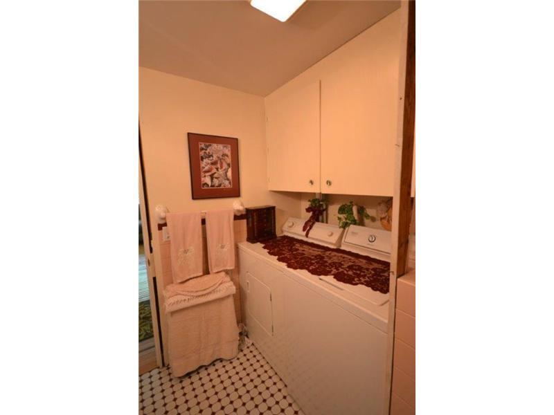 29 Swan Road Windham, ME 04062 - Photo 9 of 24 Bathroom. First floor bath and Landry