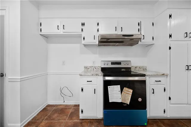 $367,000 | 509 Hartwood Drive, Alexandria, LA 71303