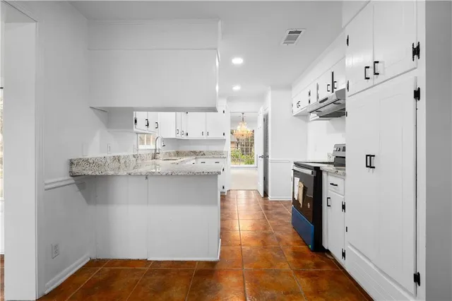 $367,000 | 509 Hartwood Drive, Alexandria, LA 71303