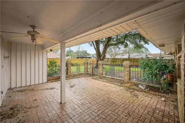 $367,000 | 509 Hartwood Drive, Alexandria, LA 71303