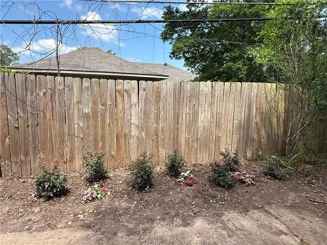 $367,000 | 509 Hartwood Drive, Alexandria, LA 71303