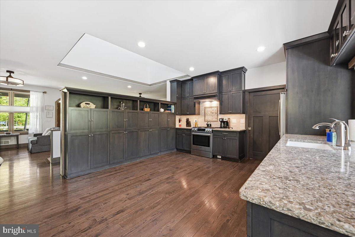 115 Ridgewood Lane Hawley, PA 18428 - Photo 29 of 105