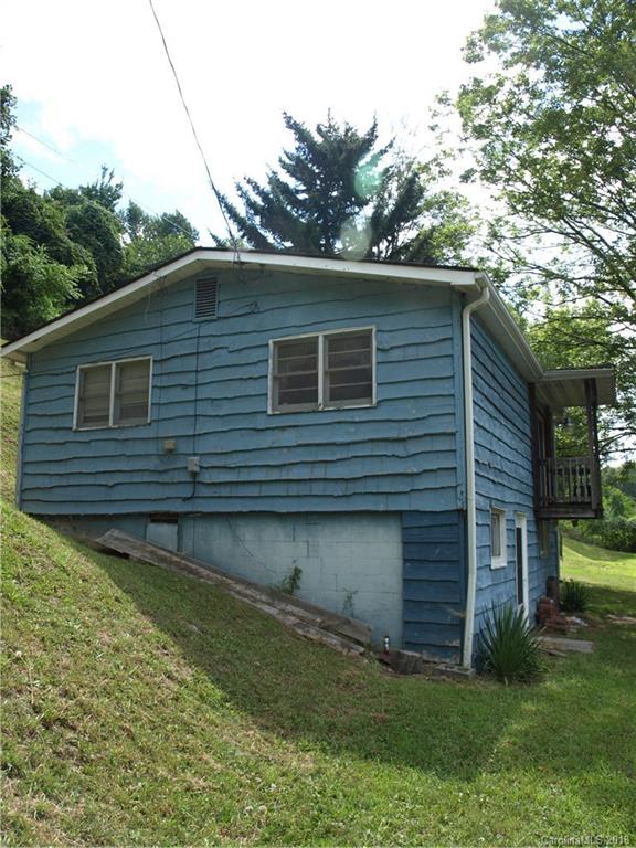 1212 Orion Davis Road Waynesville, NC 28786 - Photo 3 of 13 Gallery Image 3