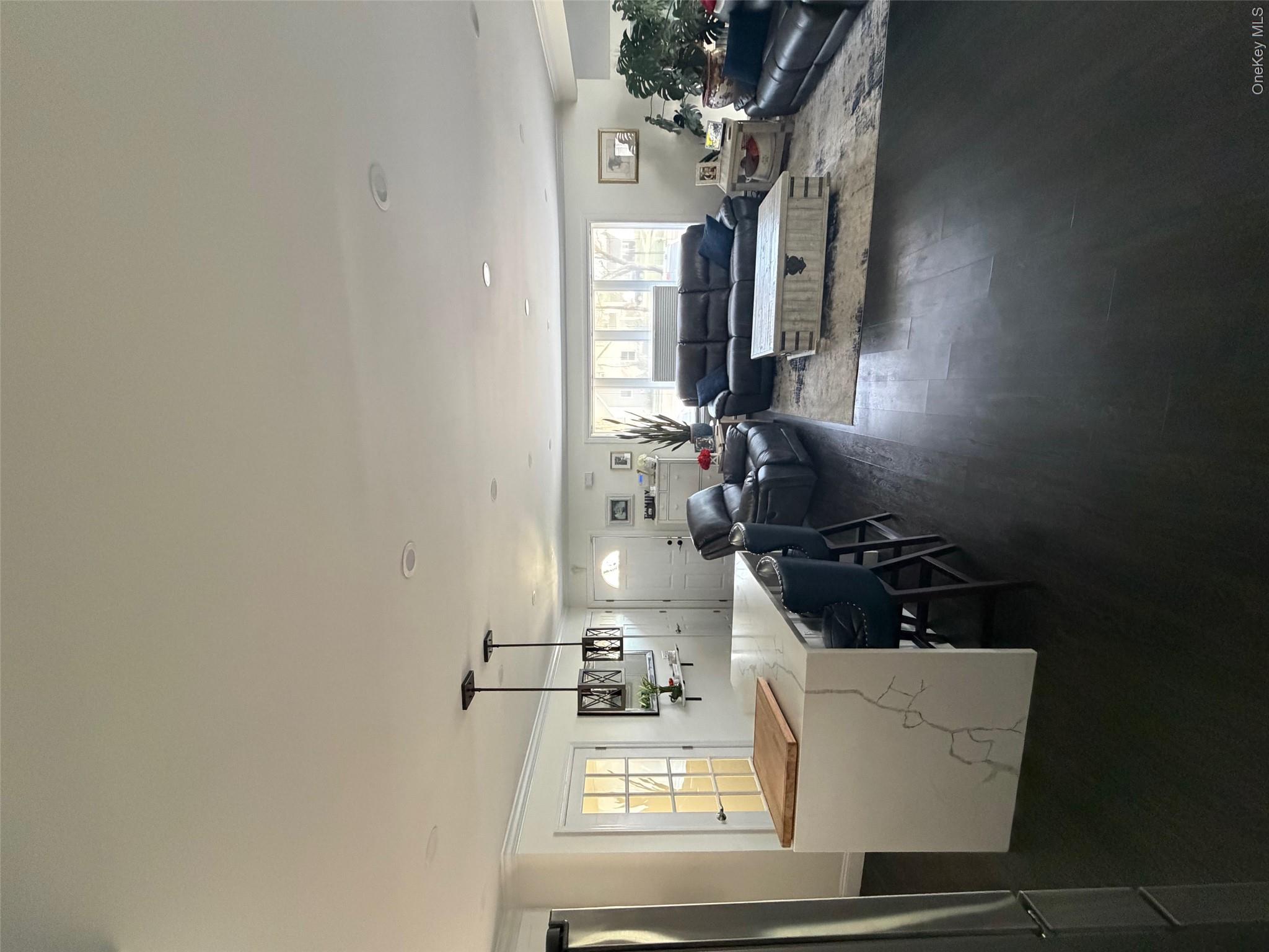 1580 North Jerusalem Road Merrick, NY 11566 - Photo 9 of 36