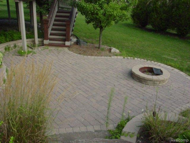 1470 Werth Drive Rochester, MI 48306 - Photo 18 of 19 Patio/fire Pit