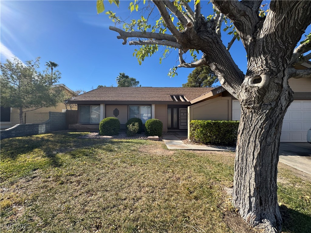 4227 Newcastle Road Las Vegas, NV 89103 - Photo 3 of 14 Gallery Image 3