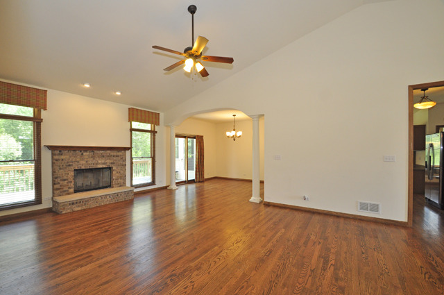 10722 Hunt Club Road Richmond, IL 60071 - Photo 11 of 25 Gallery Image 11