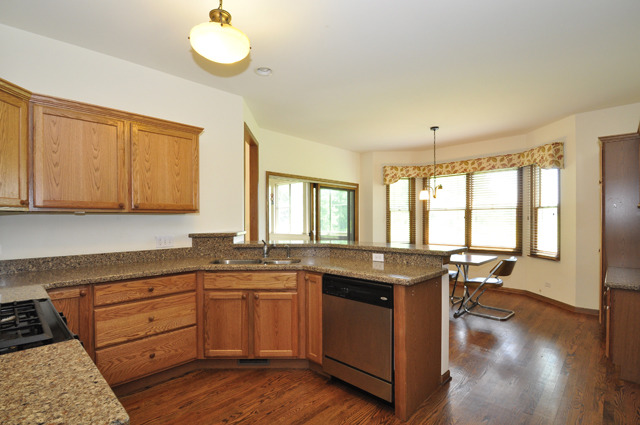 10722 Hunt Club Road Richmond, IL 60071 - Photo 5 of 25 Gallery Image 5