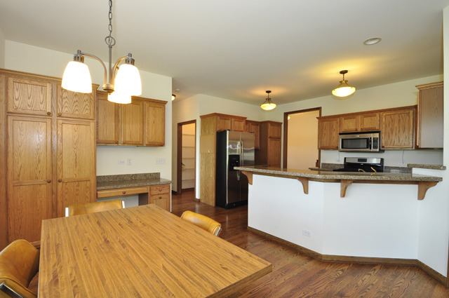 10722 Hunt Club Road Richmond, IL 60071 - Photo 6 of 25 Gallery Image 6
