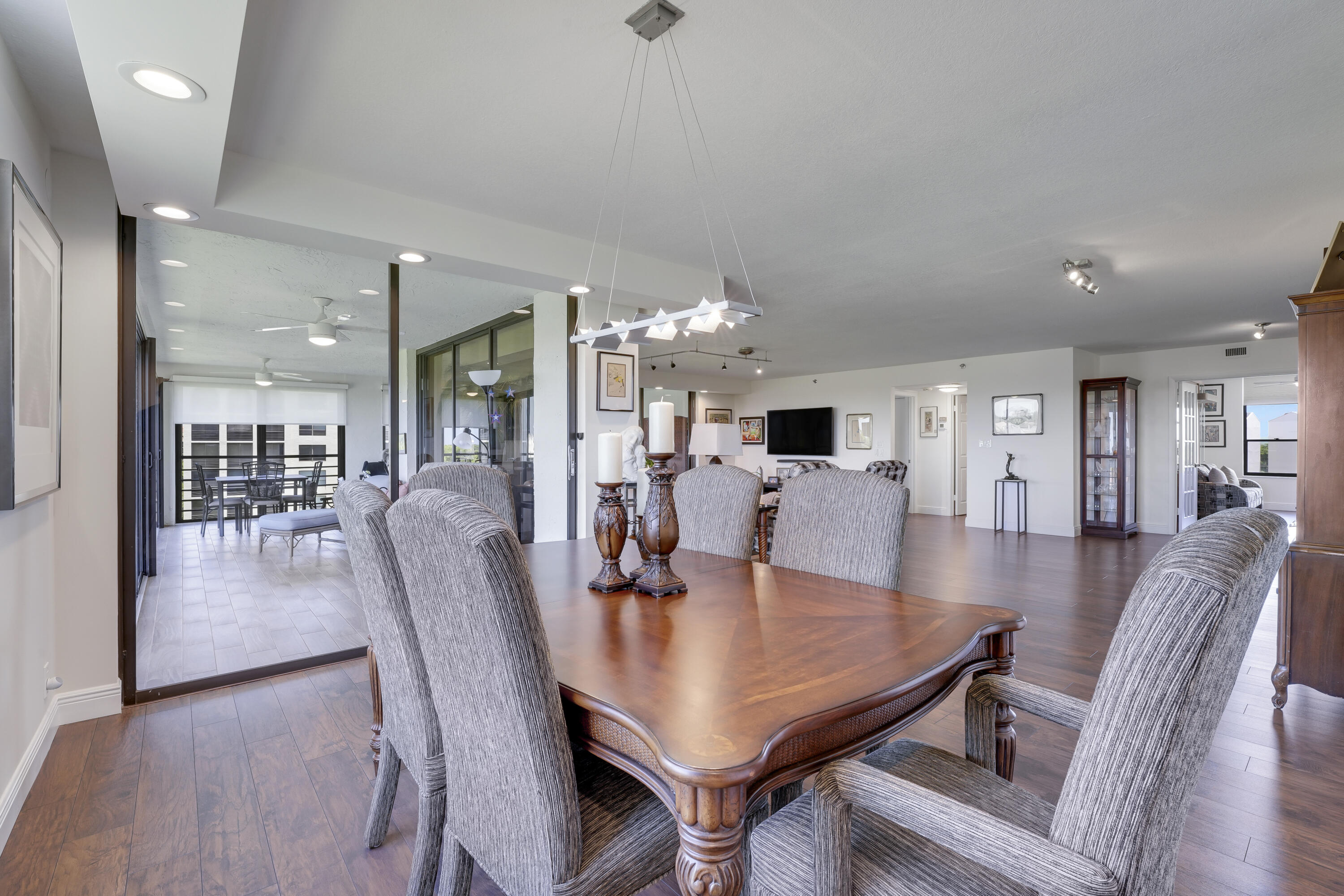 7567 Imperial Drive, Unit 702 Boca Raton, FL 33433 - Photo 17 of 50 Dining Rm