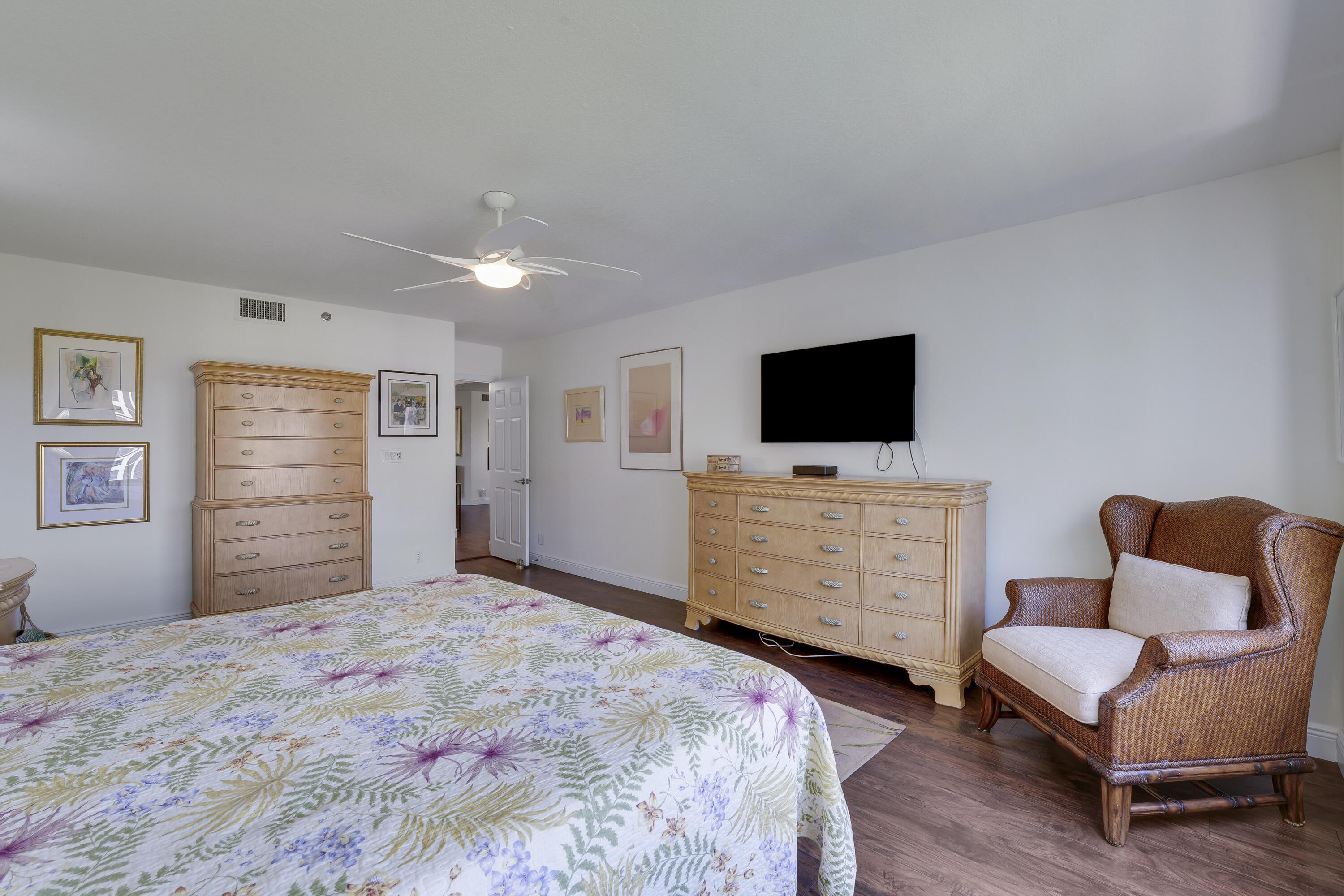 7567 Imperial Drive, Unit 702 Boca Raton, FL 33433 - Photo 23 of 50 Primary-2