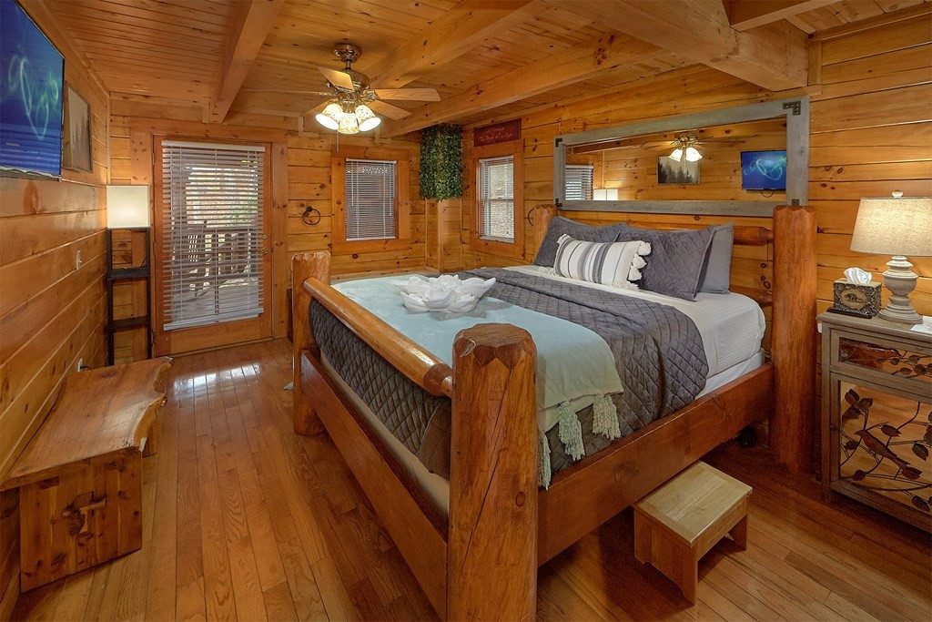 2421 Ridgehigh Pass Sevierville, TN 37876 - Photo 11 of 27
