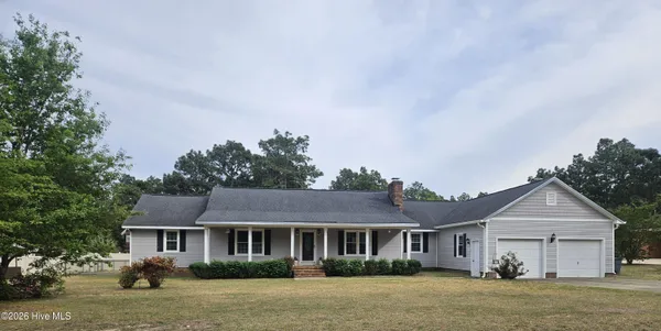 $2,200 | 7522 Marie Drive, Fayetteville, NC 28311