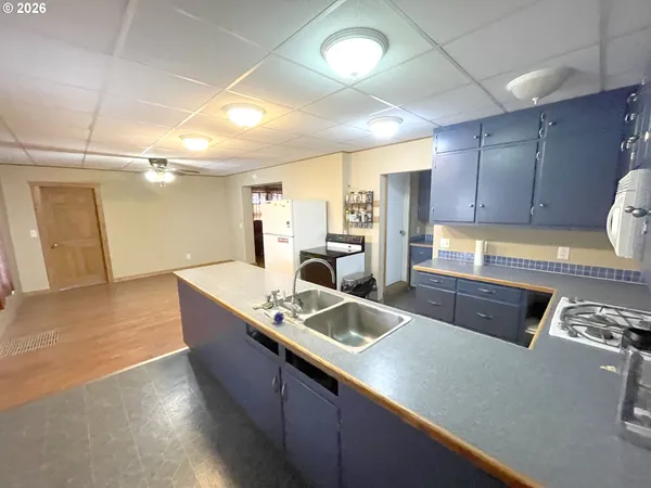 $299,500 | 260 West Center Street, Heppner, OR 97836