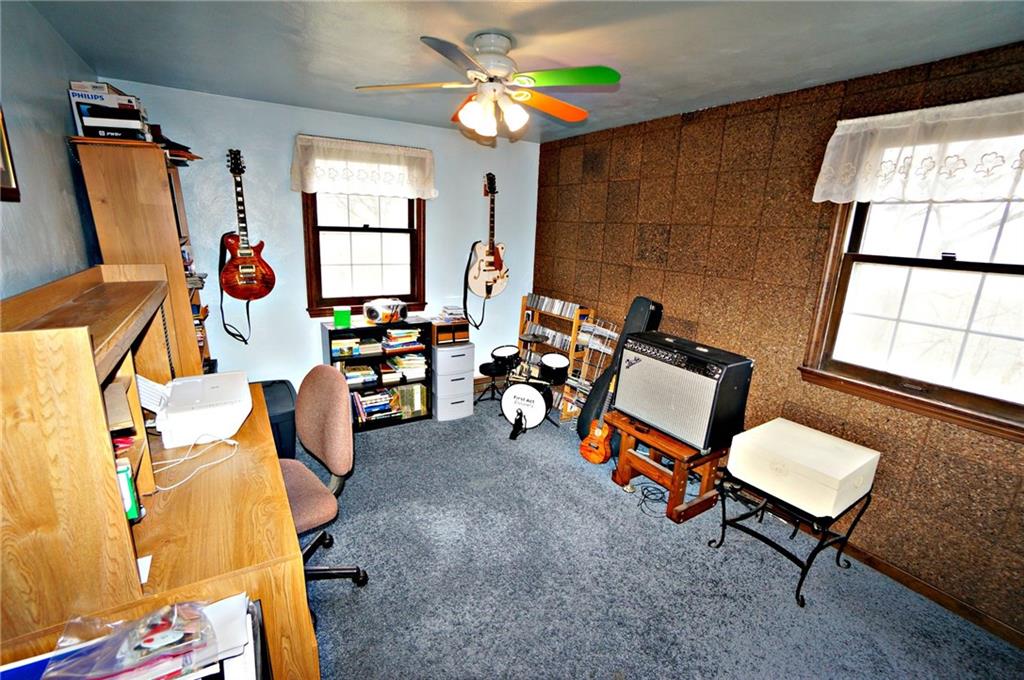 131 Valley View Road Eighty Four, PA 15330 - Photo 20 of 25