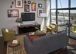 1224 West Van Buren Street, Unit 607 Chicago, IL 60607 - Photo 4 of 7