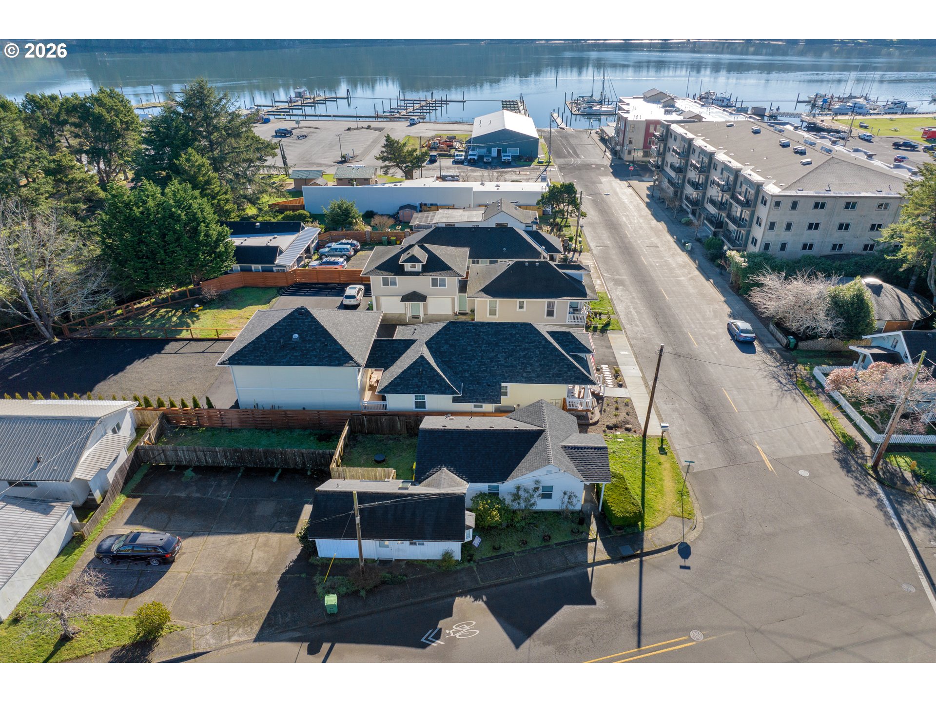 290 Harbor Street Florence, OR 97439 - Photo 46 of 48