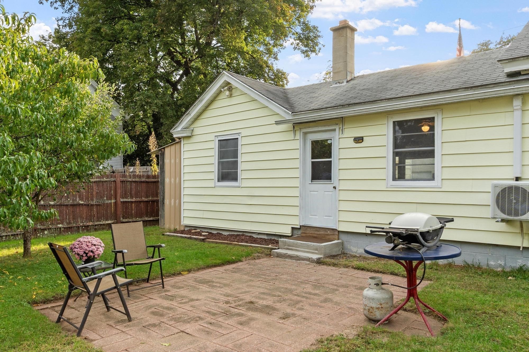 2 Hamilton Street Orange, MA 01364 - Photo 28 of 34 Gallery Image 28