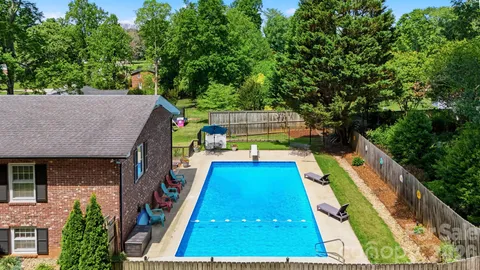 $574,900 | 138 Whispering Pines Drive, Hudson, NC 28638