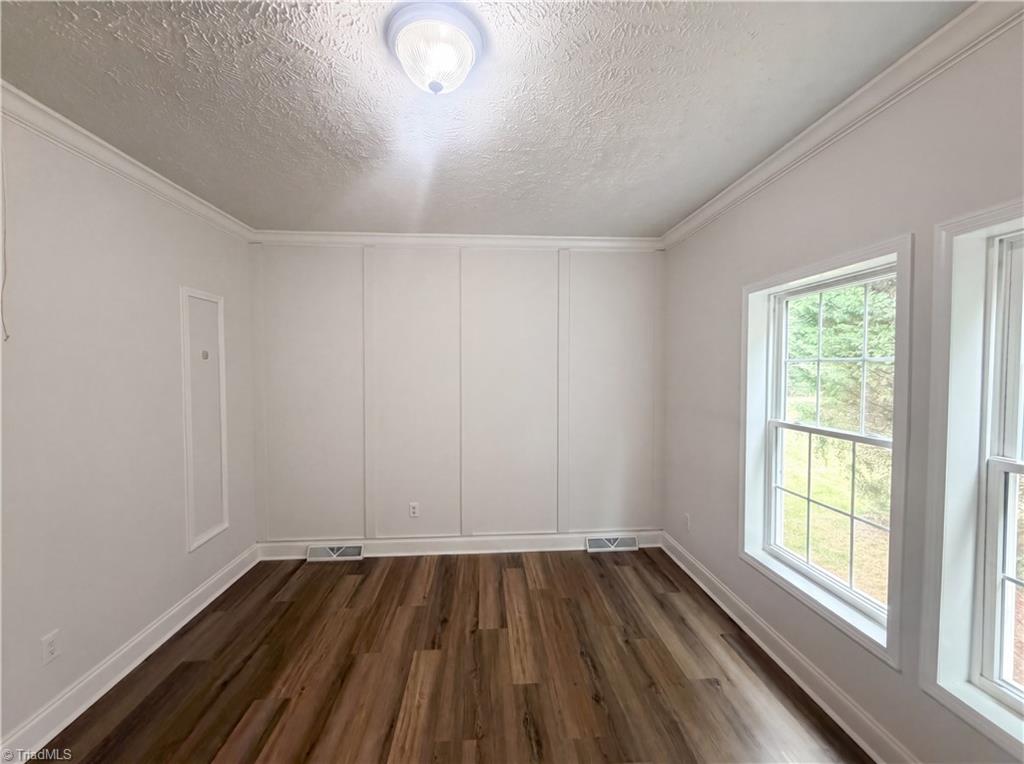 7142 Ellison Road Stokesdale, NC 27357 - Photo 9 of 22 Gallery Image 9