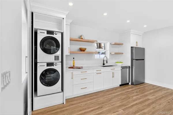 $3,195,000 | 43 Hilltop Lane, Thornwood, NY 10594