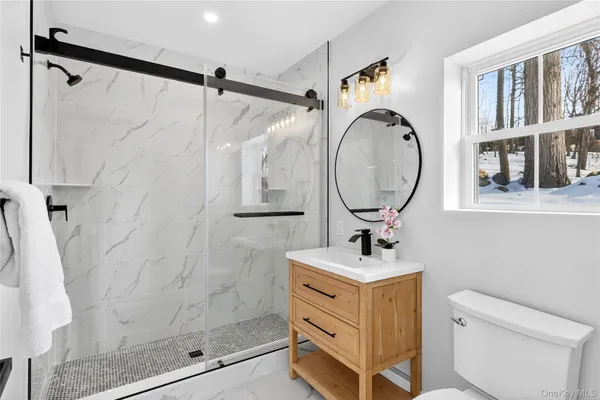$3,195,000 | 43 Hilltop Lane, Thornwood, NY 10594