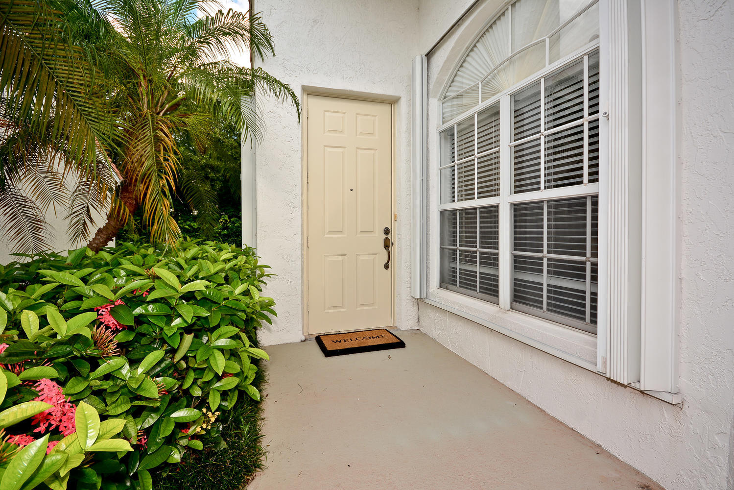 15203 Ixora Road Delray Beach, FL 33484 - Photo 3 of 47 15203 Ixora Rd Delray Beach FL-large-002