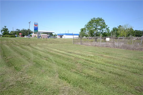 $236,000 | 17174 Highway 90, Des Allemands, LA 70030