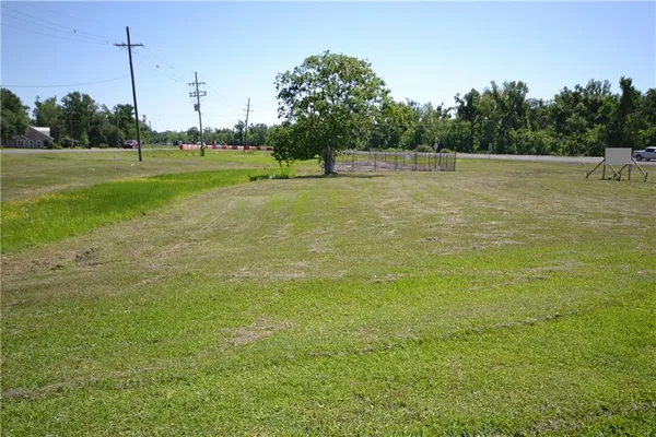 $236,000 | 17174 Highway 90, Des Allemands, LA 70030