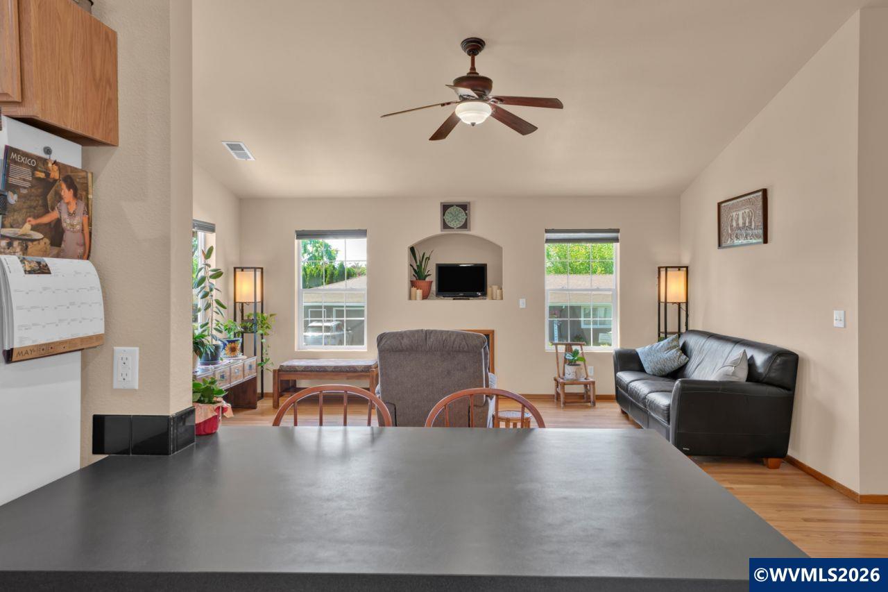 1737 Southwest 13th Avenue Albany, OR 97321 - Photo 16 of 40 Gallery Image 16