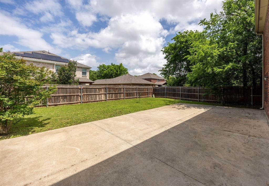 601 Amy Way Euless, TX 76039 - Photo 34 of 40 a view of outdoor space with yard