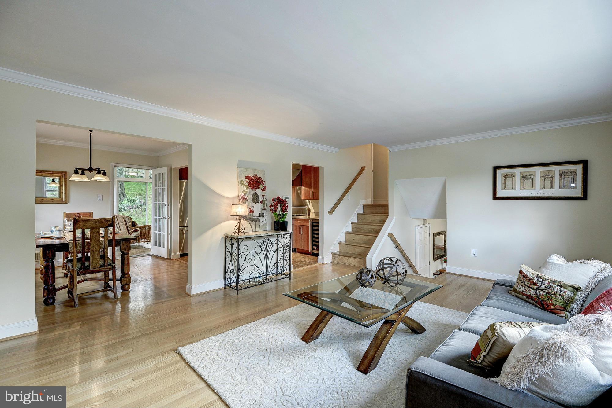 5924 5th Road North Arlington, VA 22203 - Photo 13 of 29 Living Room