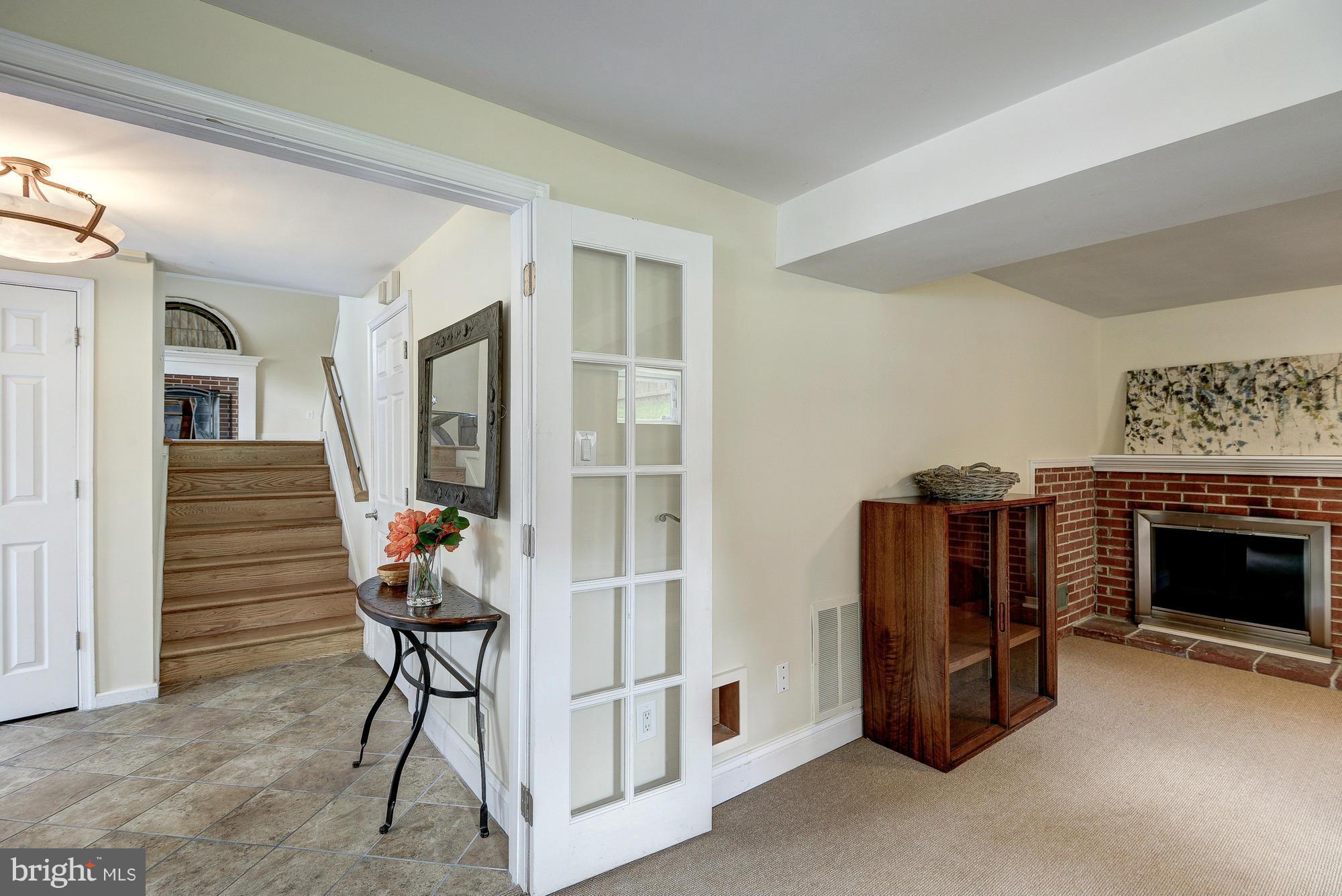5924 5th Road North Arlington, VA 22203 - Photo 7 of 29 Interior (General)