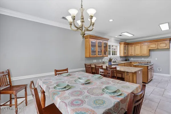 $374,900 | 257 Post Oak Lane, Richland, MS 39218