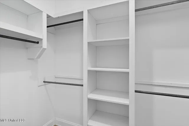 $389,900 | 257 Post Oak Lane, Richland, MS 39218